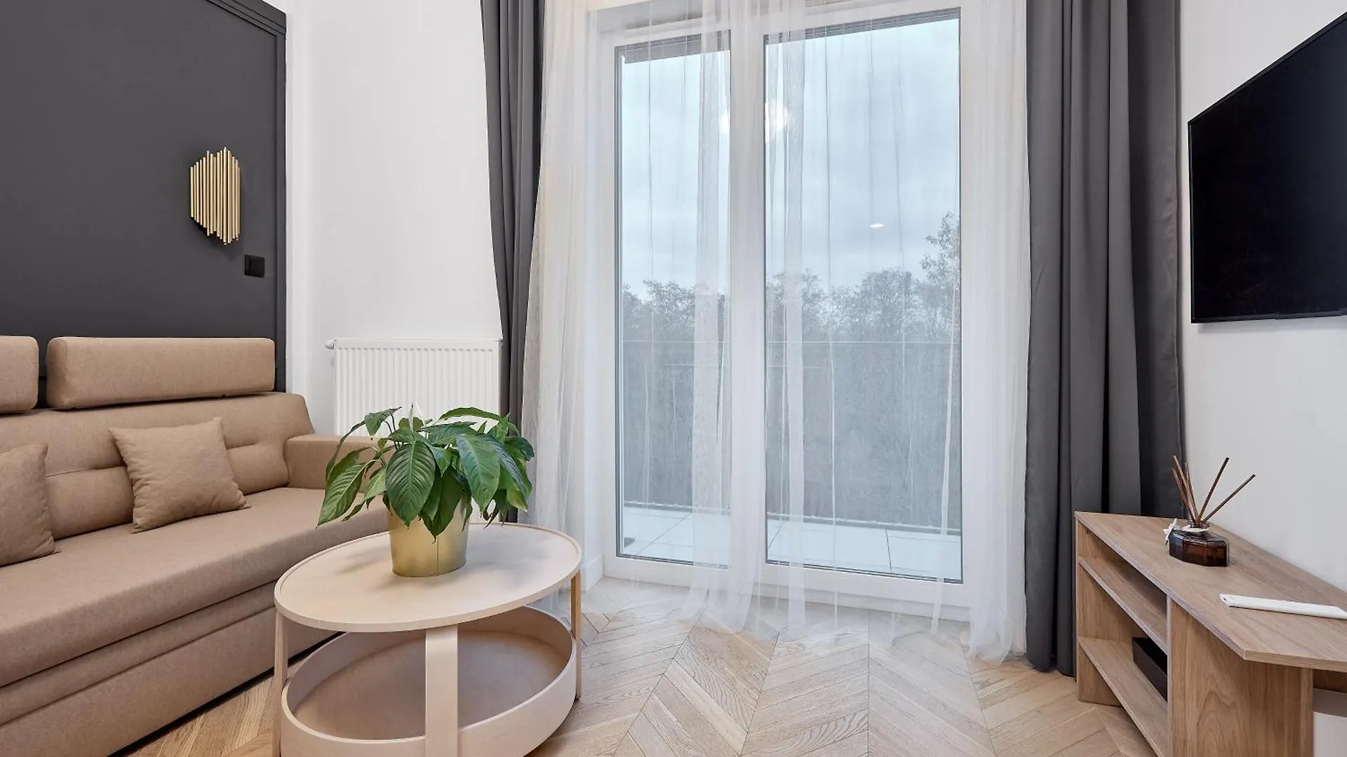 Nadolnik Apartment With Mezzanine Poznań